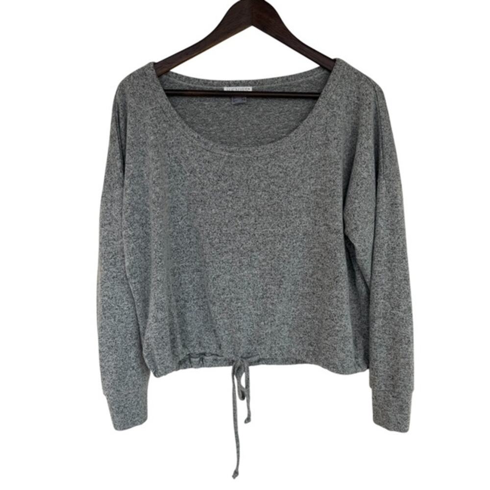 Venus Gray Scoop Neck Cropped Sweater with Tie at waist - Medium